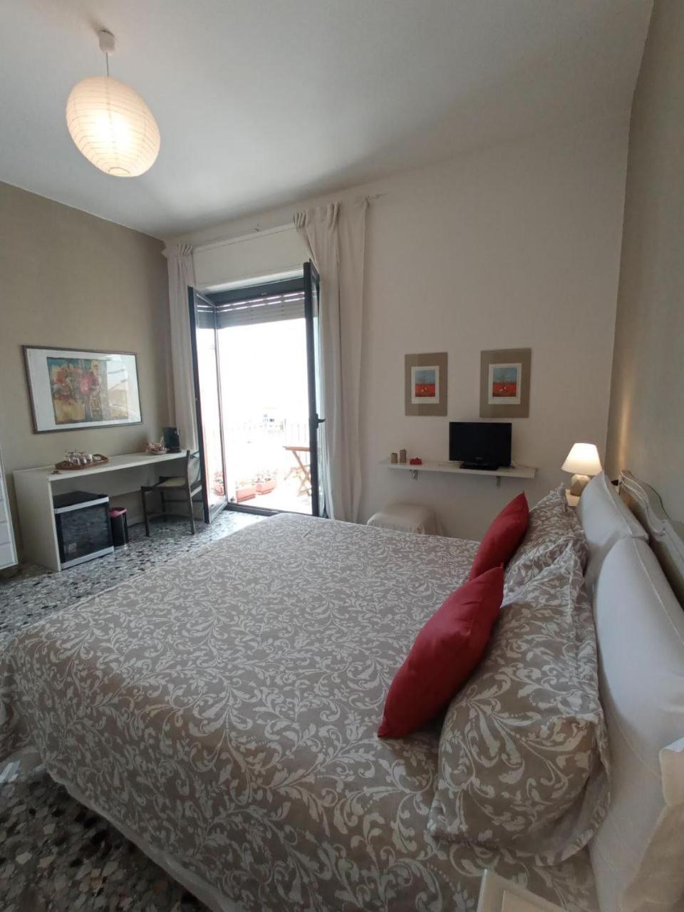 Myhouse Hotel Olbia Luaran gambar