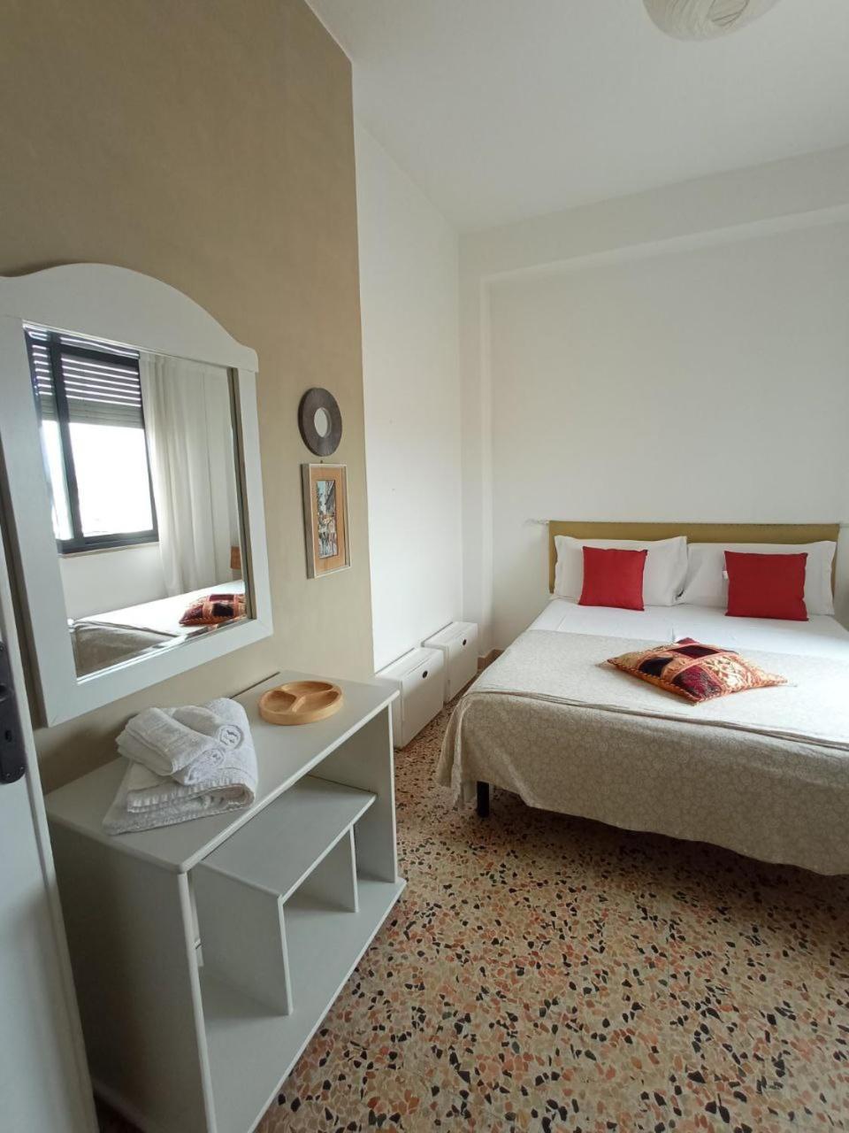 Myhouse Hotel Olbia Luaran gambar